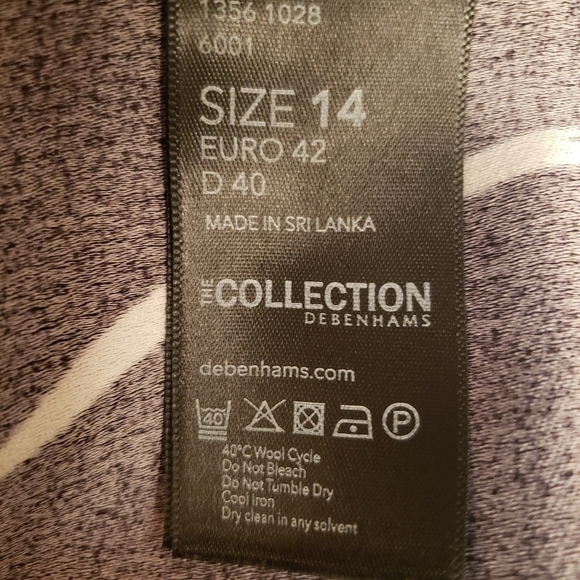 Wrinkle Free Bell Sleeve size 14 The Collection by DEBENA - Picture 4 of 5